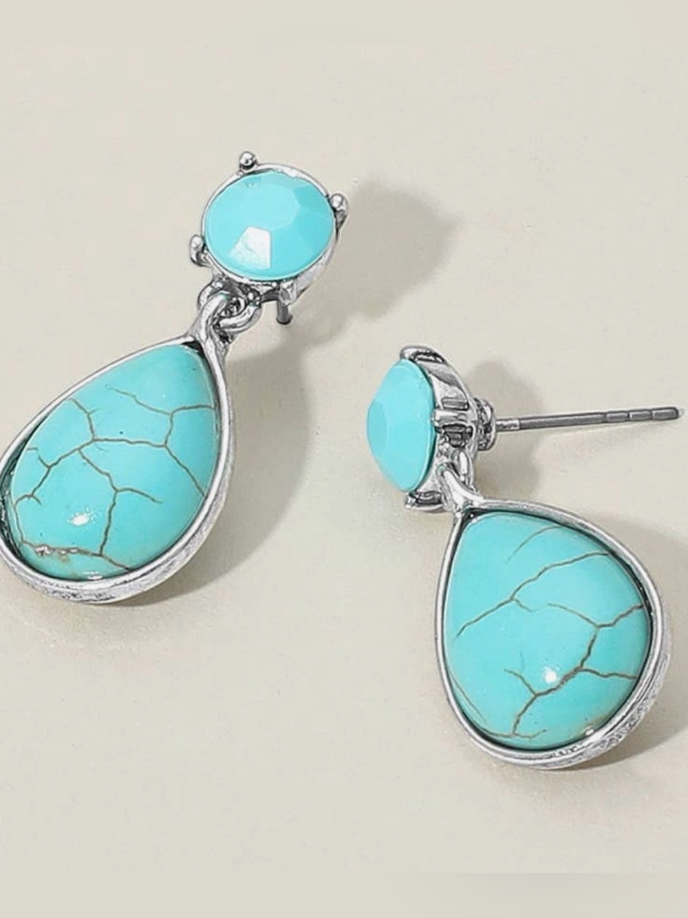 Western Turquoise Teardrop Dangle Earrings (5589)